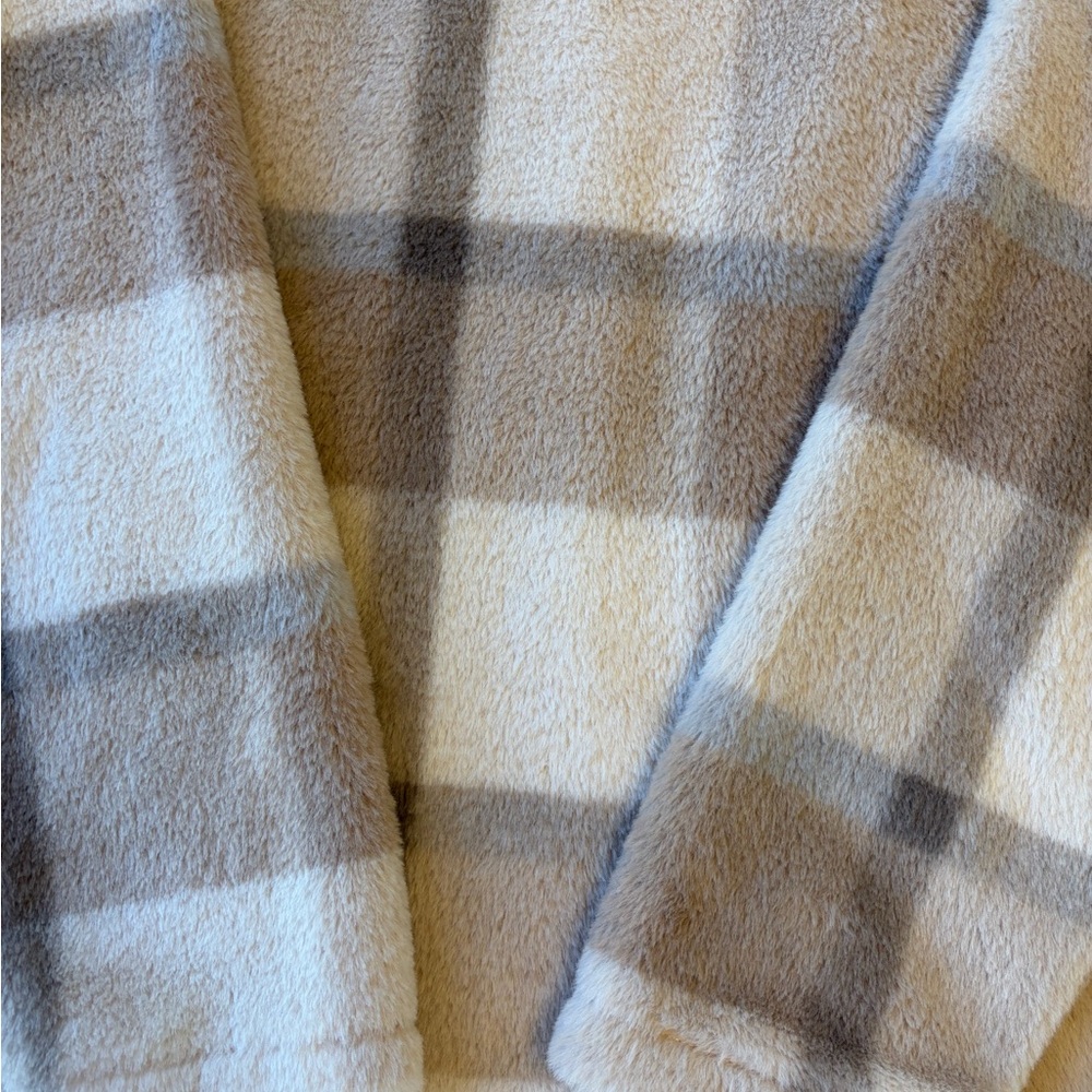 Plaid Fuzzy/Furry Pullover Sweater - Picture 4 of 8
